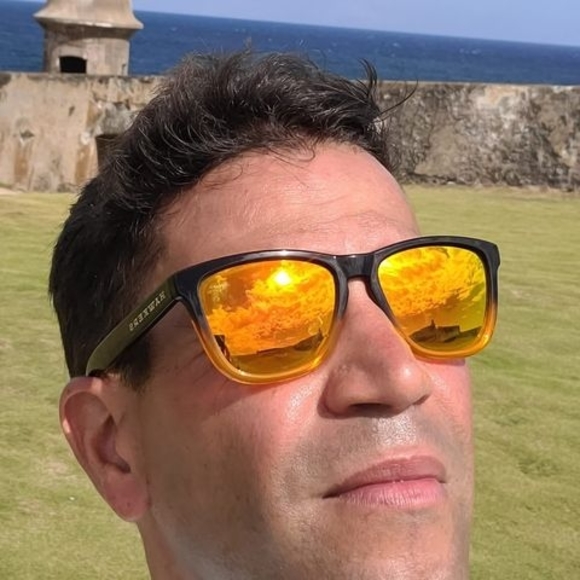 Meet your Posher, Edwin - Picture 1 of 1